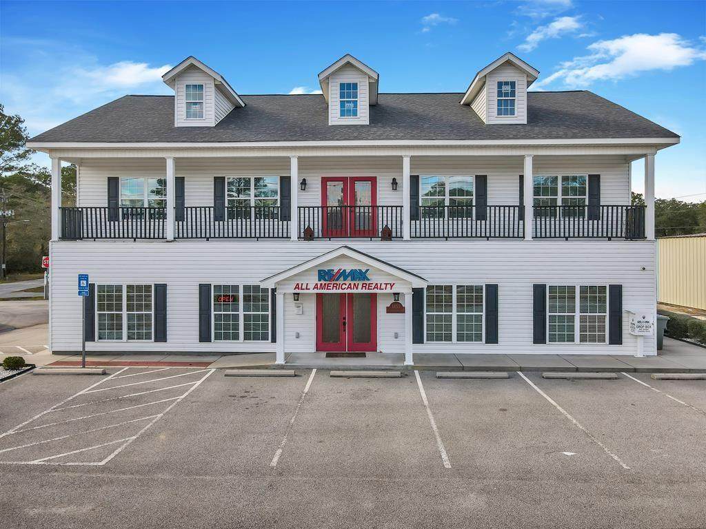 1453 West Oglethorpe Highway - Photo 1