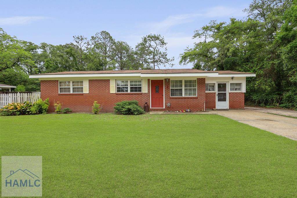 985 Seven Oaks Road - Photo 1