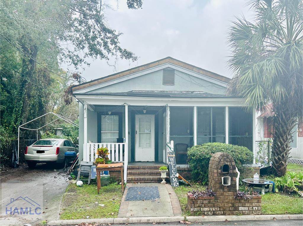 221 Baker Street - Photo 1
