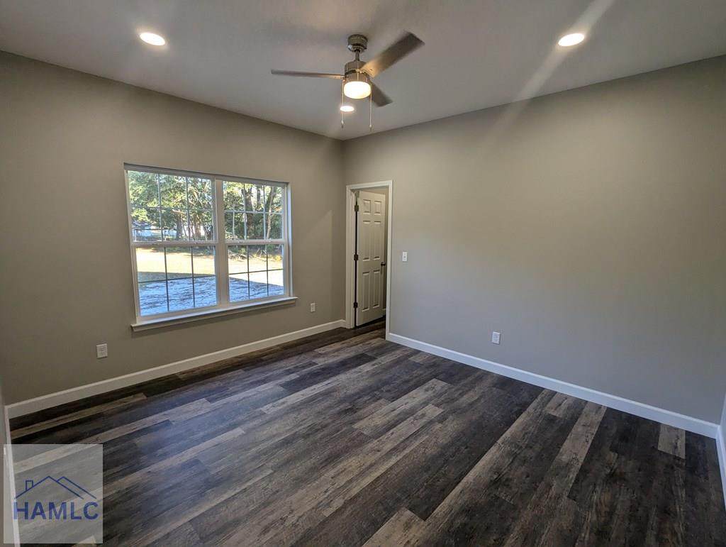 https://bt-photos.global.ssl.fastly.net/hinesville/orig_boomver_1_166873-2.jpg