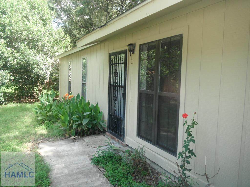 707 Thornwood Way - Photo 1