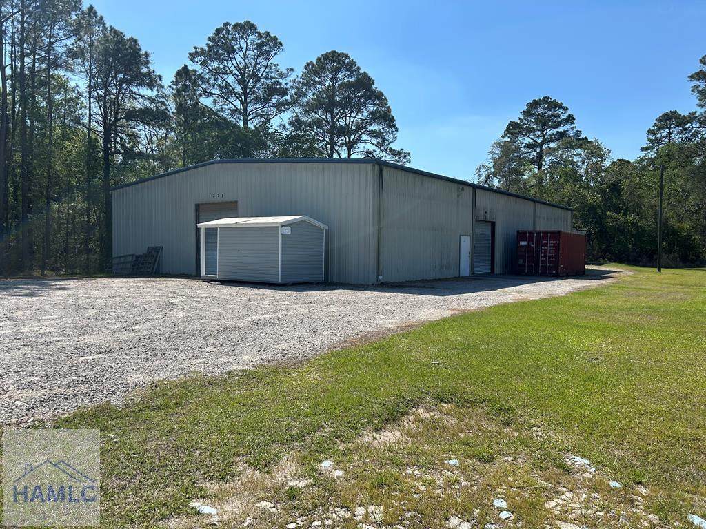 1271 N Us Hwy 301 - Photo 1