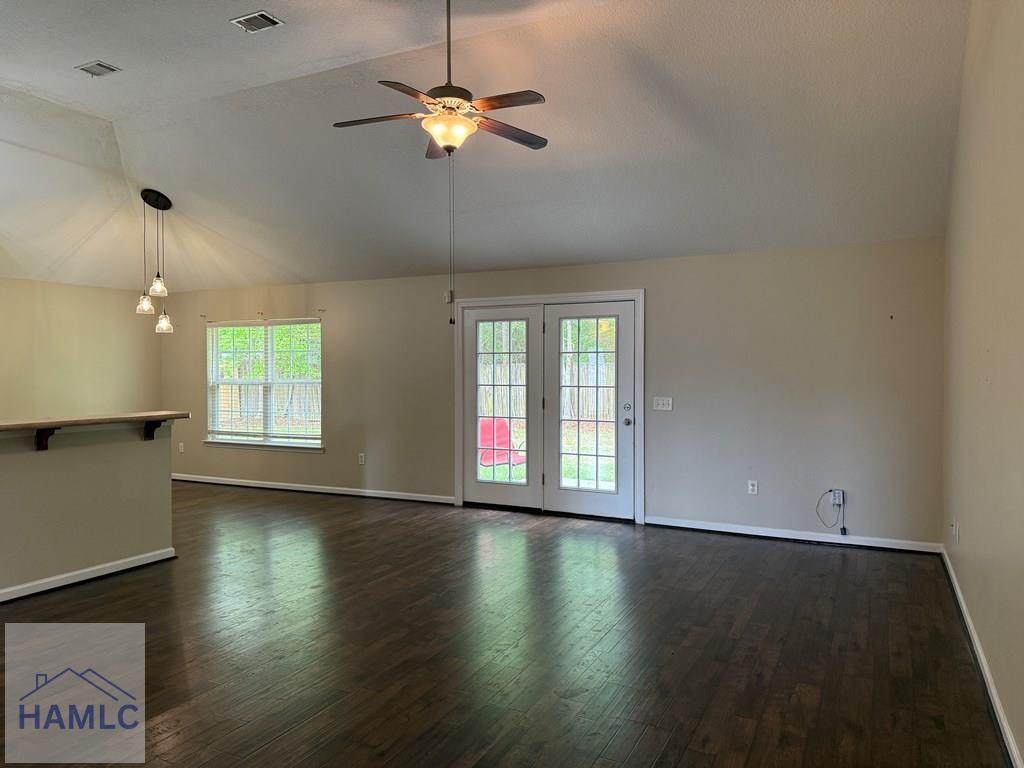 https://bt-photos.global.ssl.fastly.net/hinesville/orig_boomver_1_169421-2.jpg