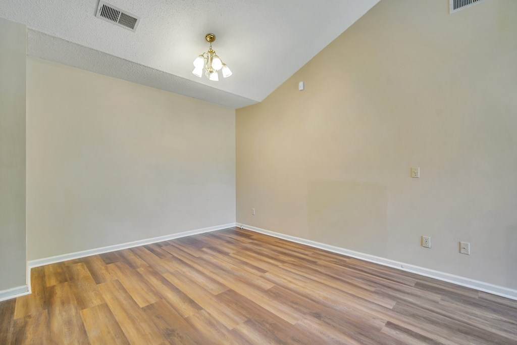 https://bt-photos.global.ssl.fastly.net/hinesville/orig_boomver_1_169639-2.jpg