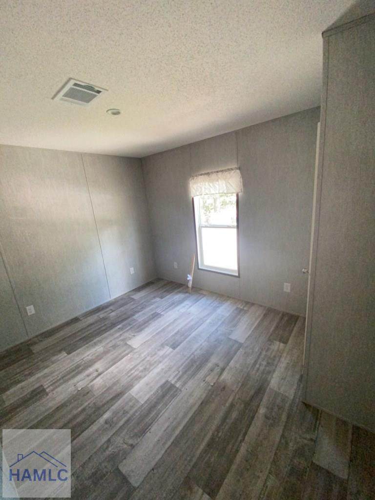 https://bt-photos.global.ssl.fastly.net/hinesville/orig_boomver_1_170608-2.jpg