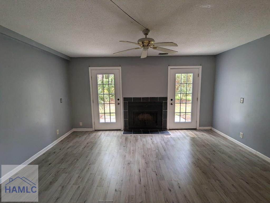 https://bt-photos.global.ssl.fastly.net/hinesville/orig_boomver_1_170612-2.jpg