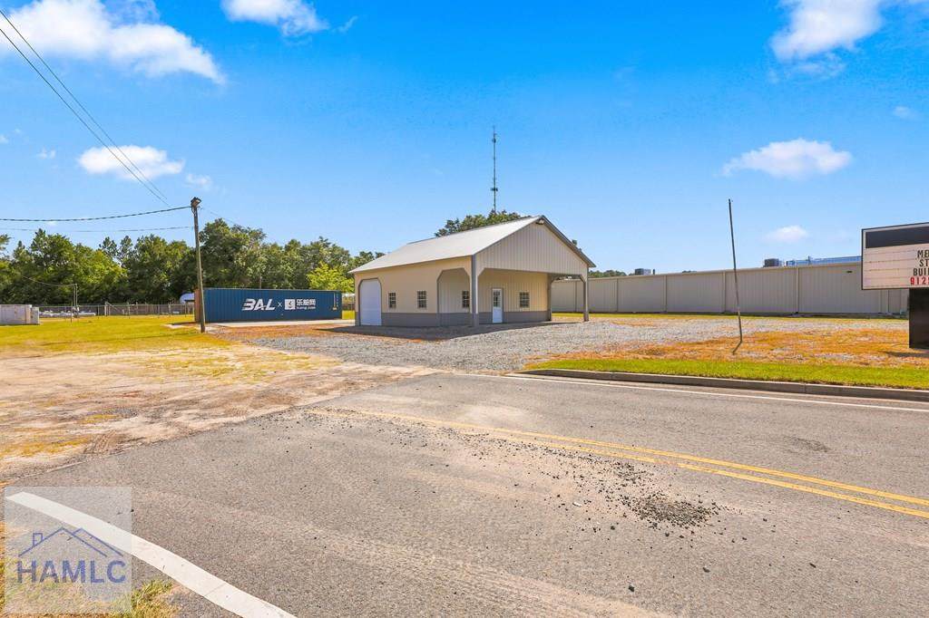 https://bt-photos.global.ssl.fastly.net/hinesville/orig_boomver_1_170825-2.jpg