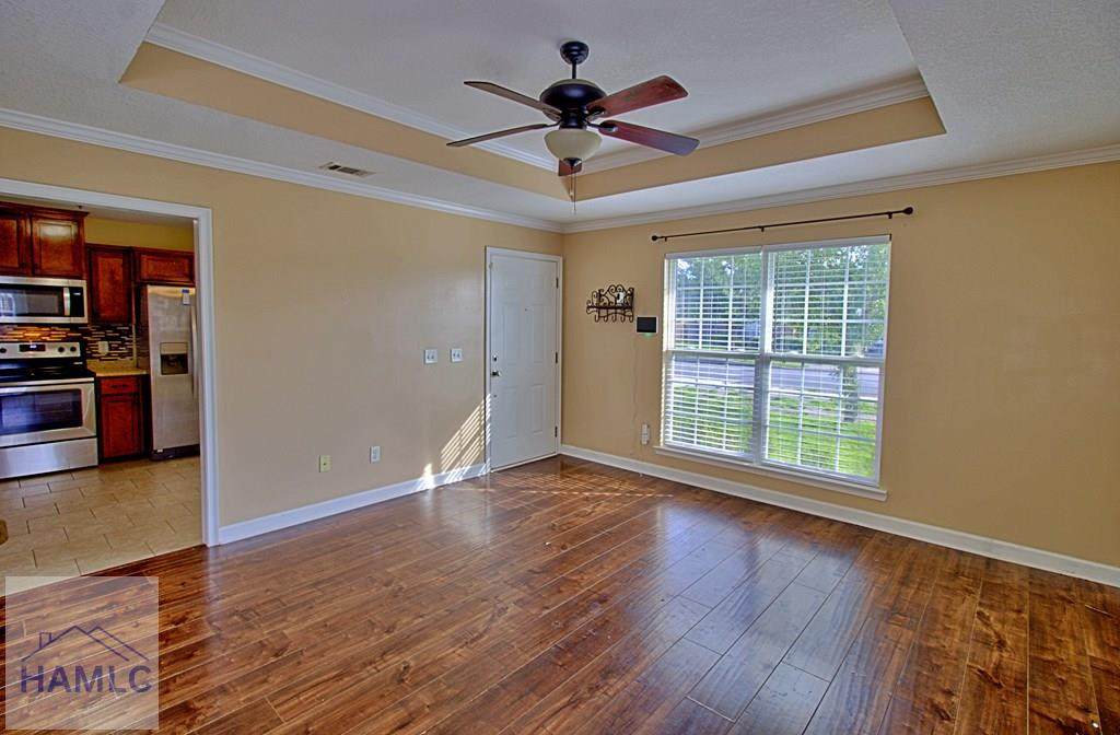 https://bt-photos.global.ssl.fastly.net/hinesville/orig_boomver_1_171049-2.jpg