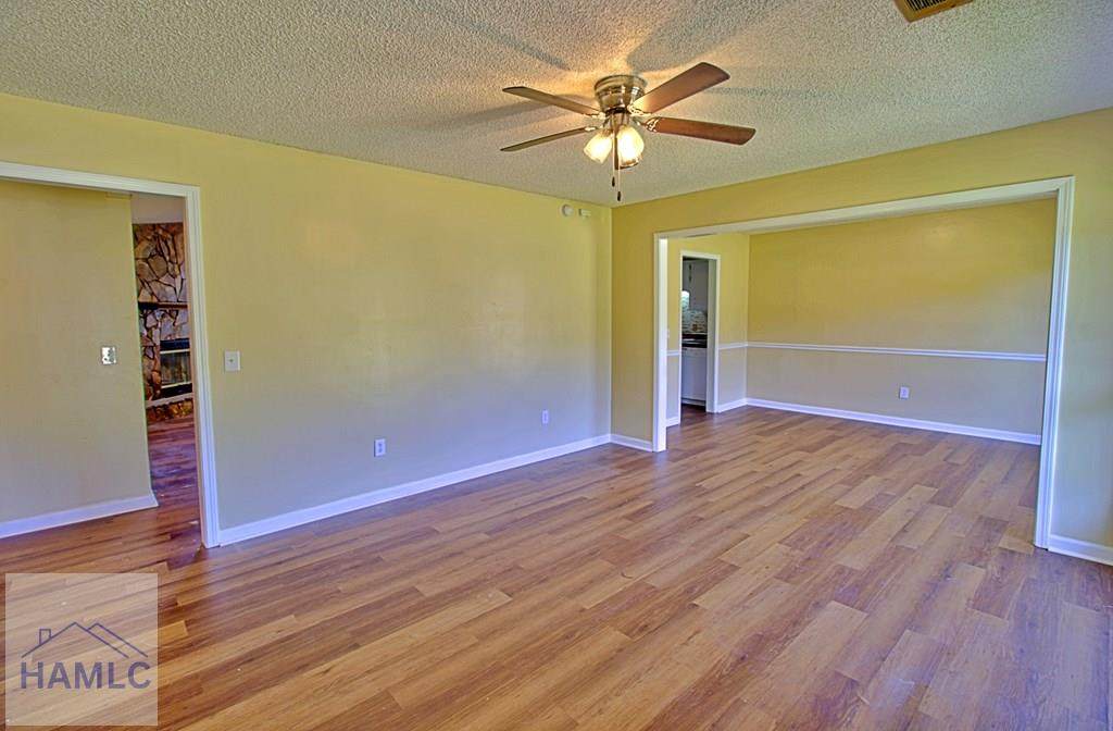 https://bt-photos.global.ssl.fastly.net/hinesville/orig_boomver_1_171196-2.jpg