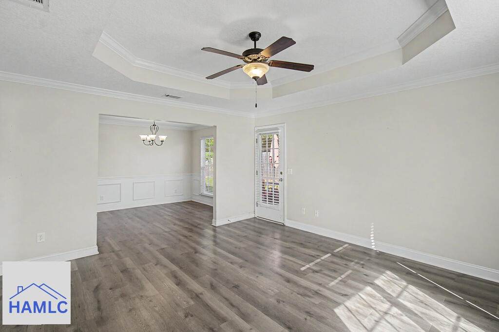 https://bt-photos.global.ssl.fastly.net/hinesville/orig_boomver_1_171220-2.jpg