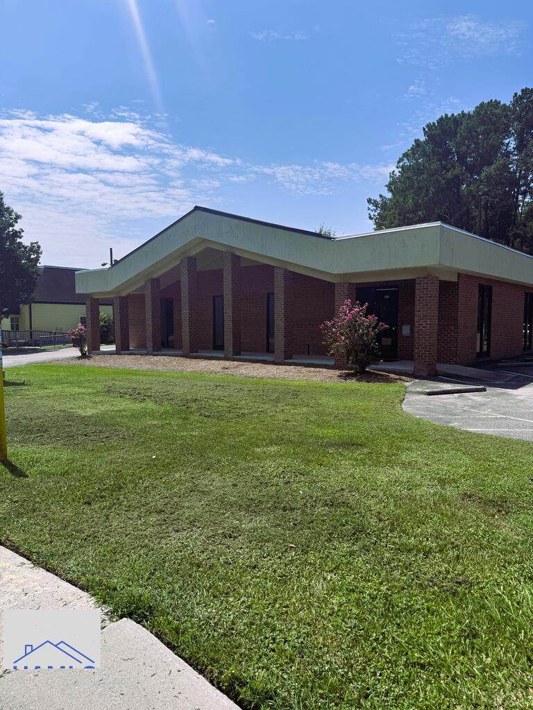 https://bt-photos.global.ssl.fastly.net/hinesville/orig_boomver_1_171377-2.jpg