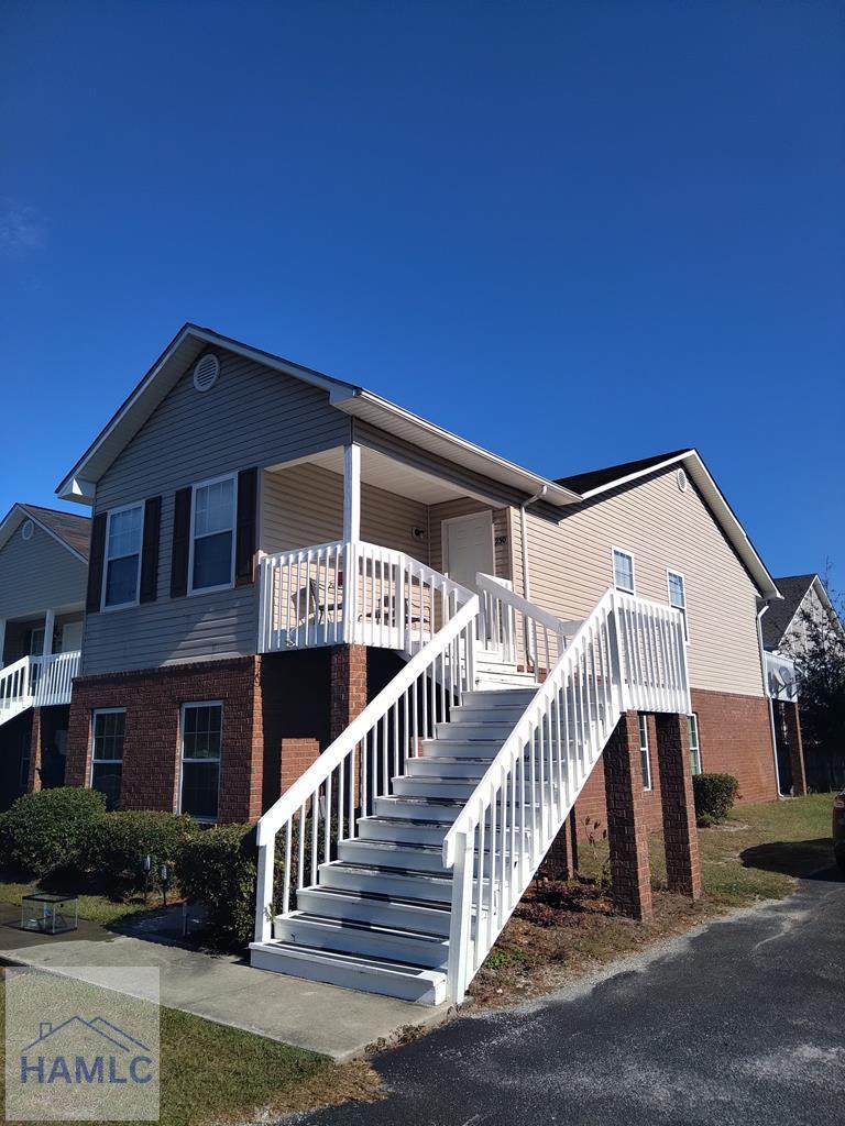 230 Magnolia Plantation Court - Photo 1