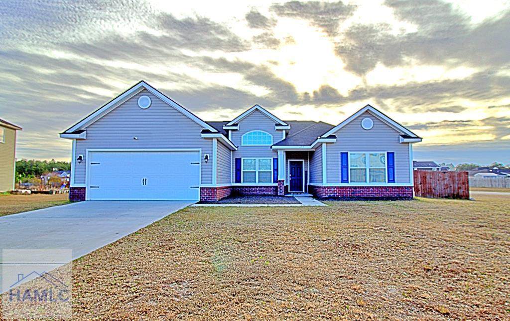 452 Huntington Drive Ne - Photo 1