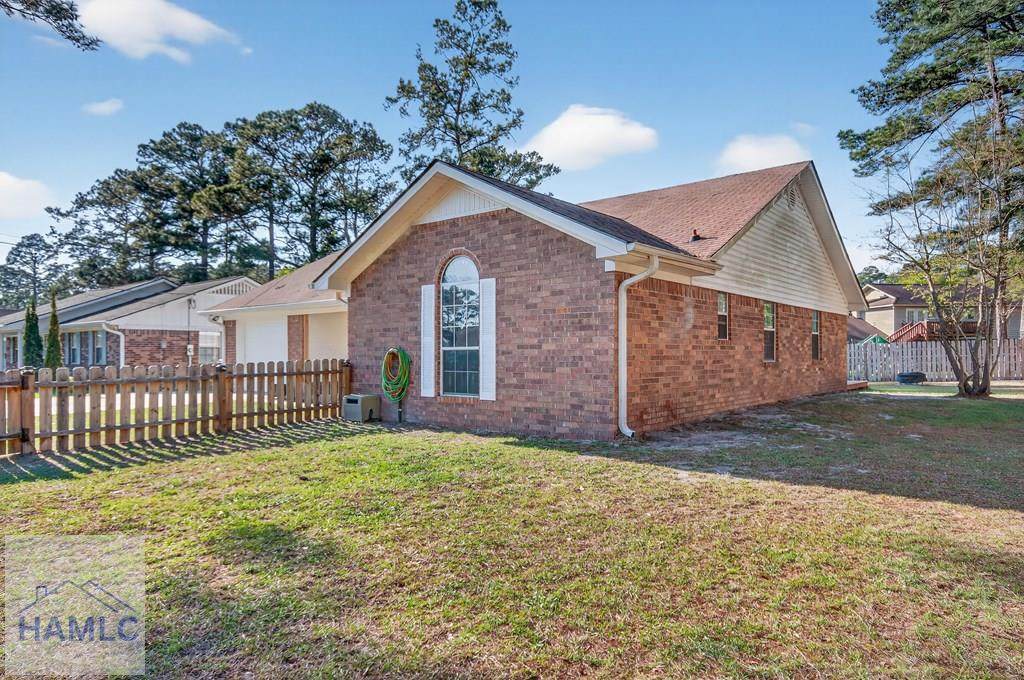 https://bt-photos.global.ssl.fastly.net/hinesville/orig_boomver_1_171079-2.jpg