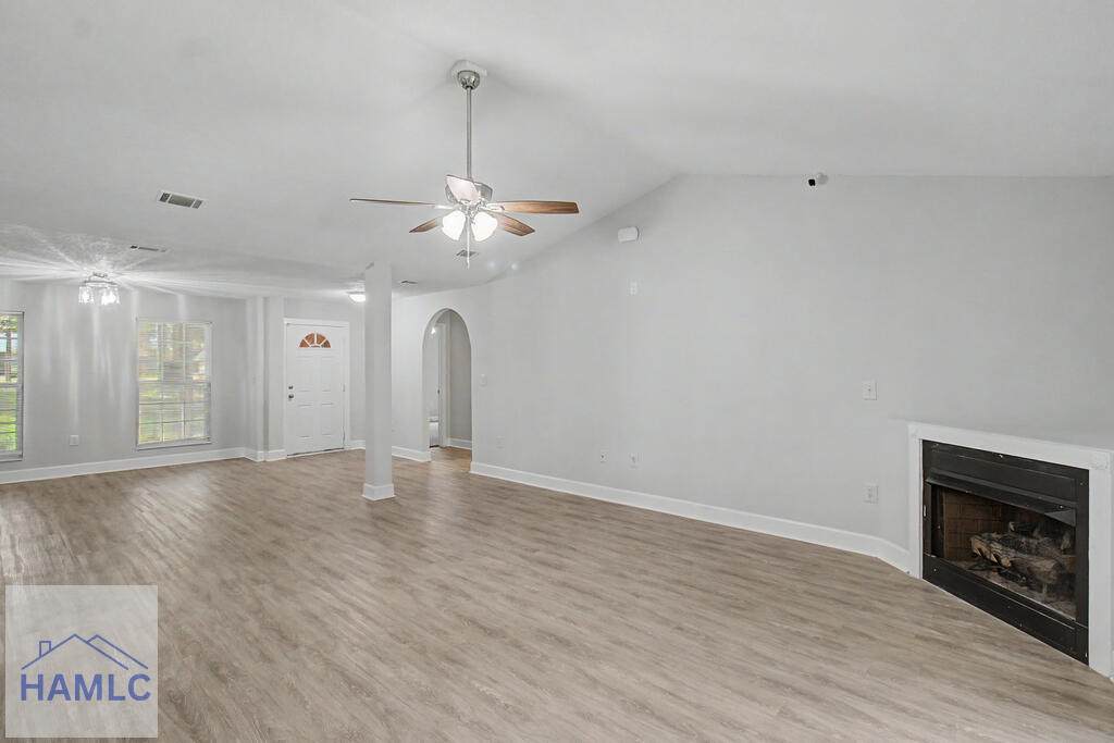 https://bt-photos.global.ssl.fastly.net/hinesville/orig_boomver_2_171252-2.jpg