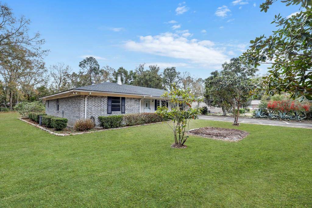29 Dogwood Street - Photo 1