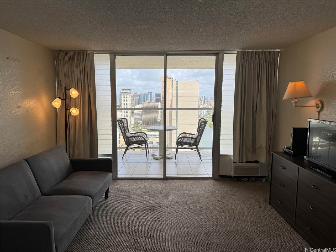 445 Seaside Avenue - Photo 1