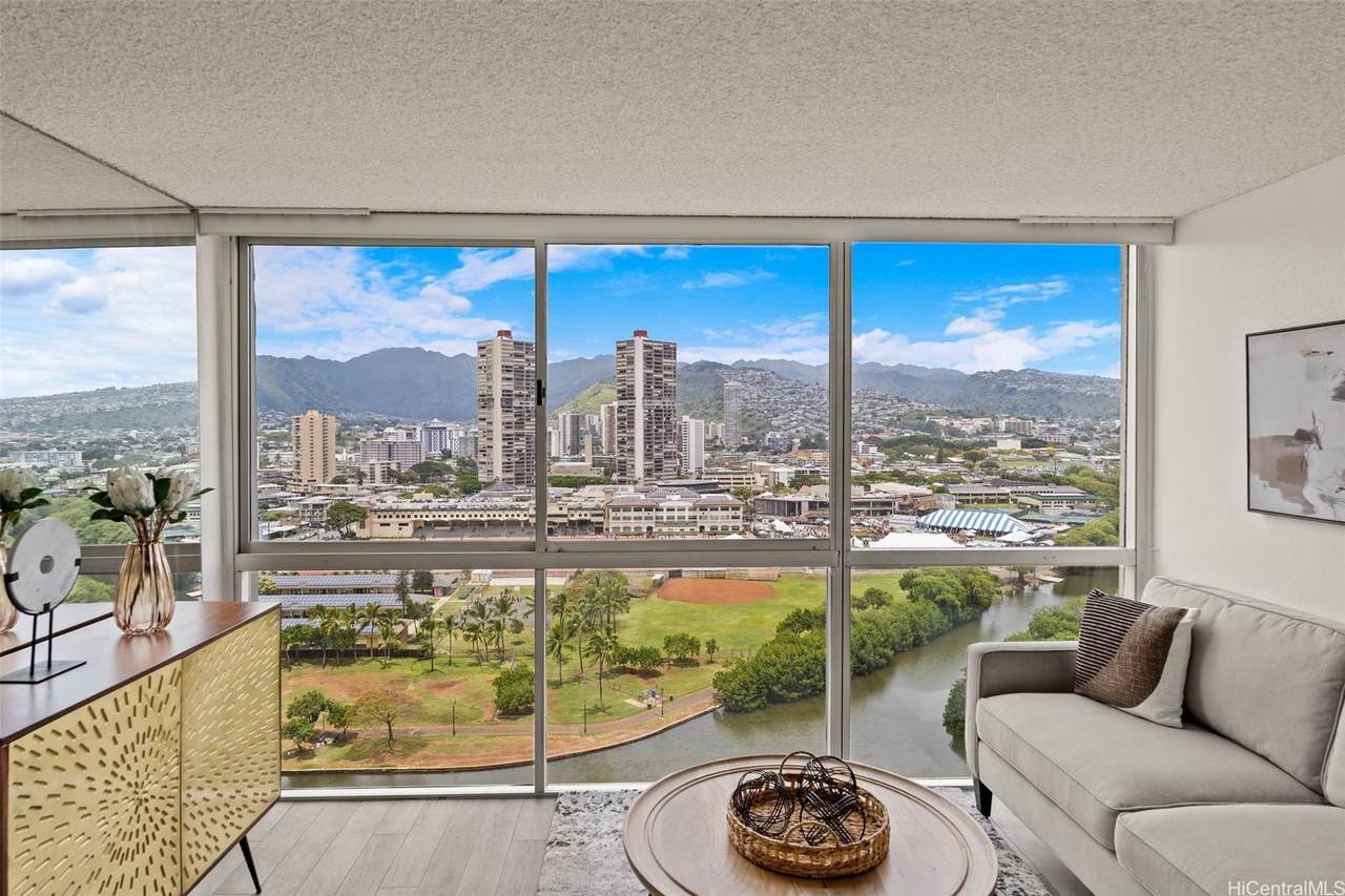 2211 Ala Wai Boulevard - Photo 1