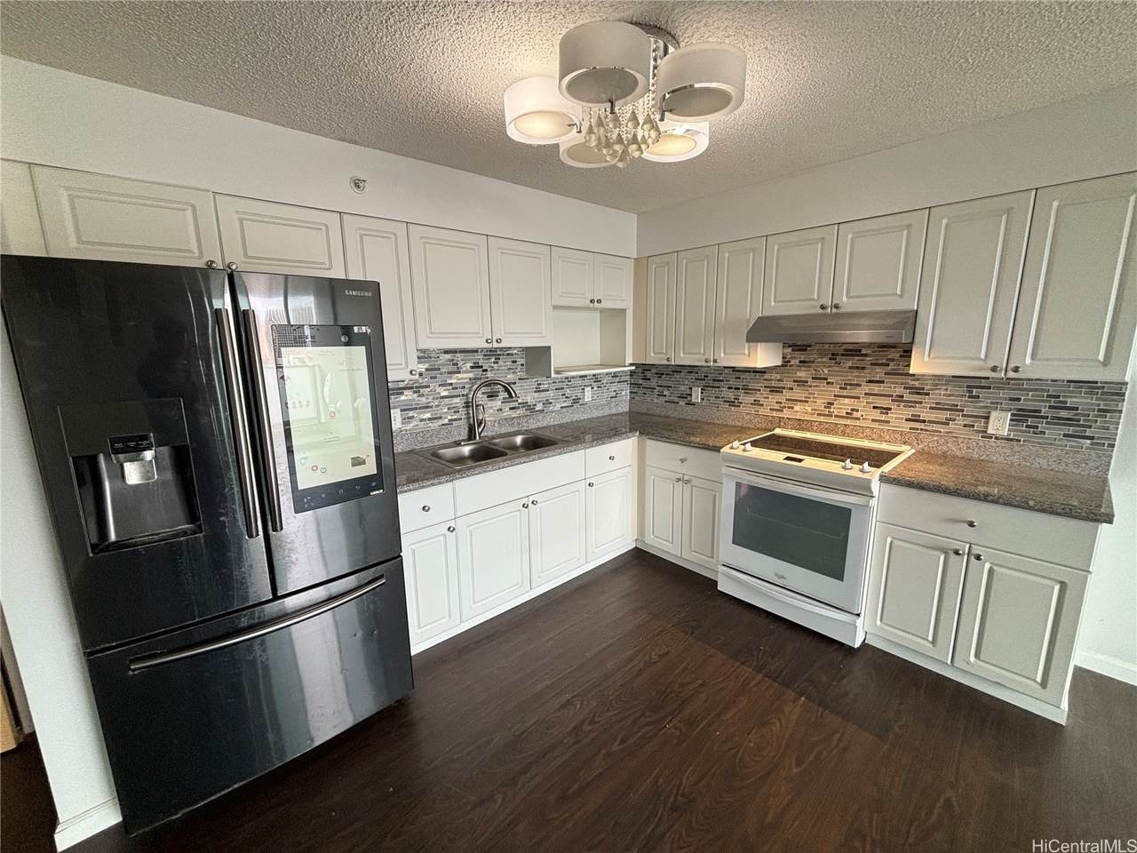 801 South Street - Photo 1