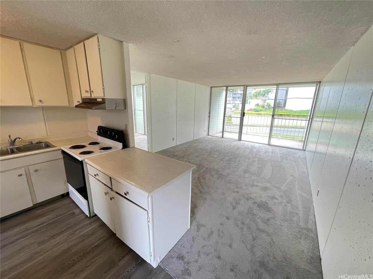 95-019 Waikalani Drive - Photo 1