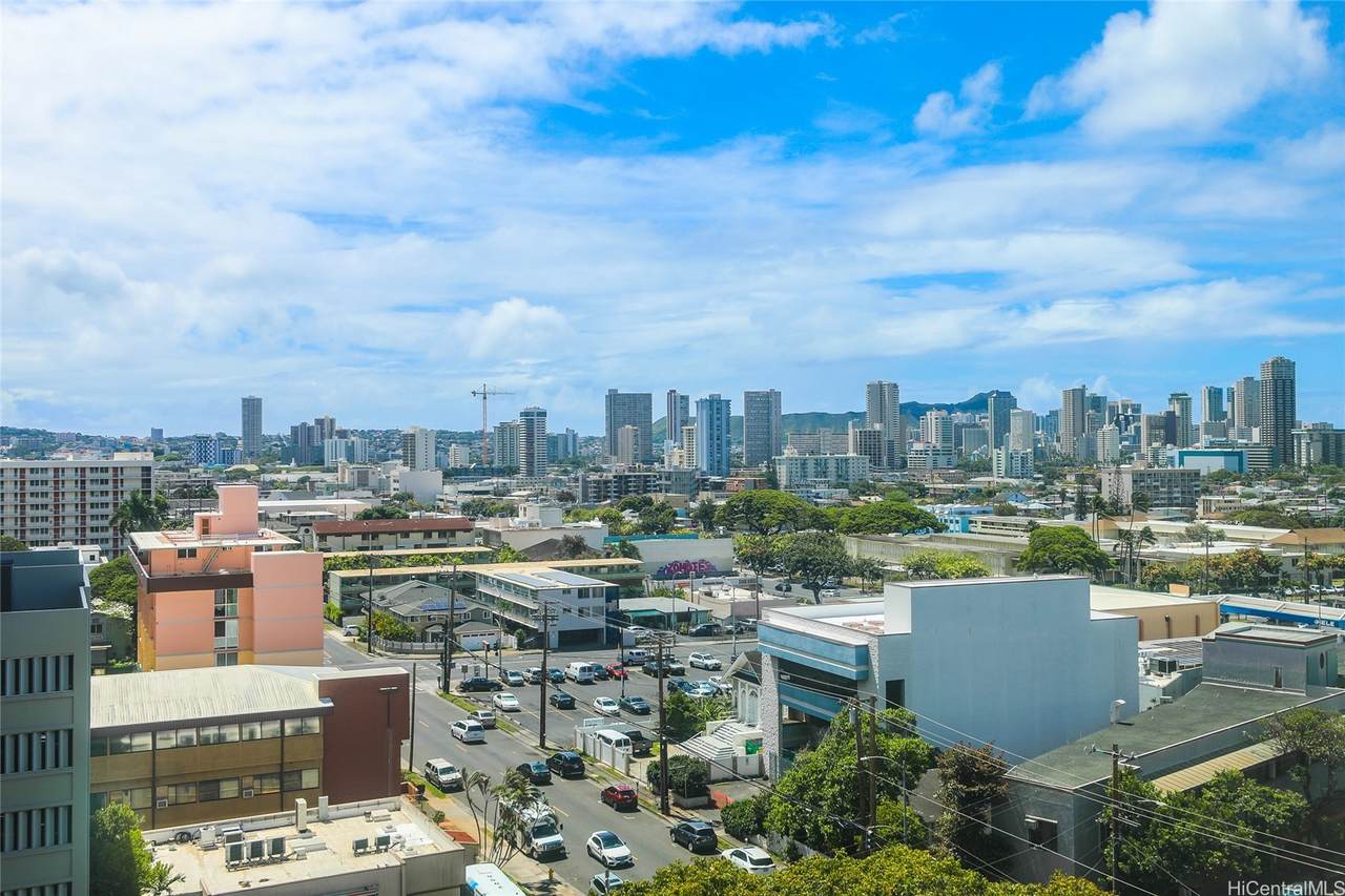 1314 Kalakaua Avenue - Photo 1