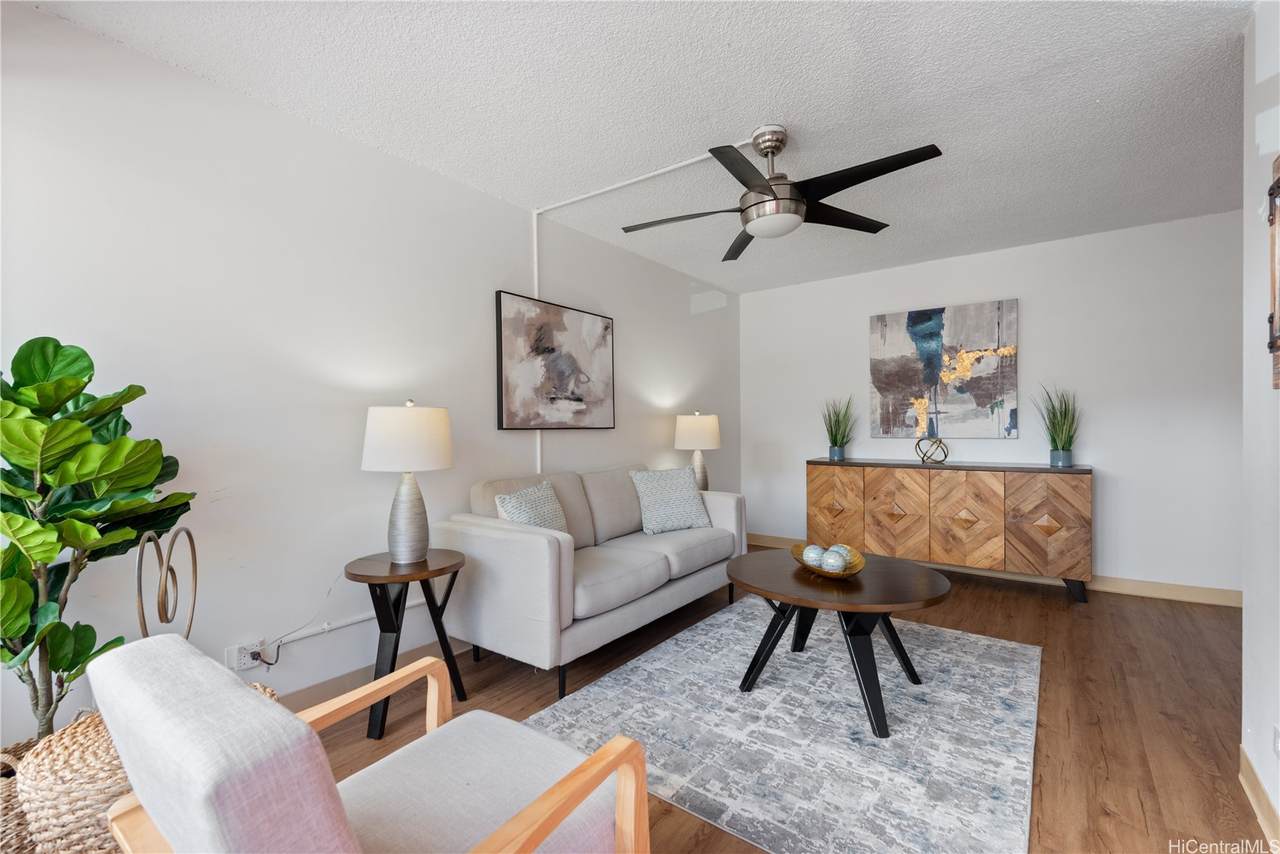 1670 Kalakaua Avenue - Photo 1