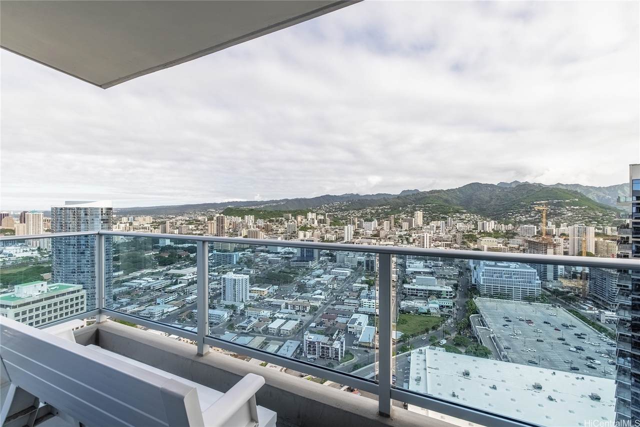 1391 Kapiolani Boulevard - Photo 1