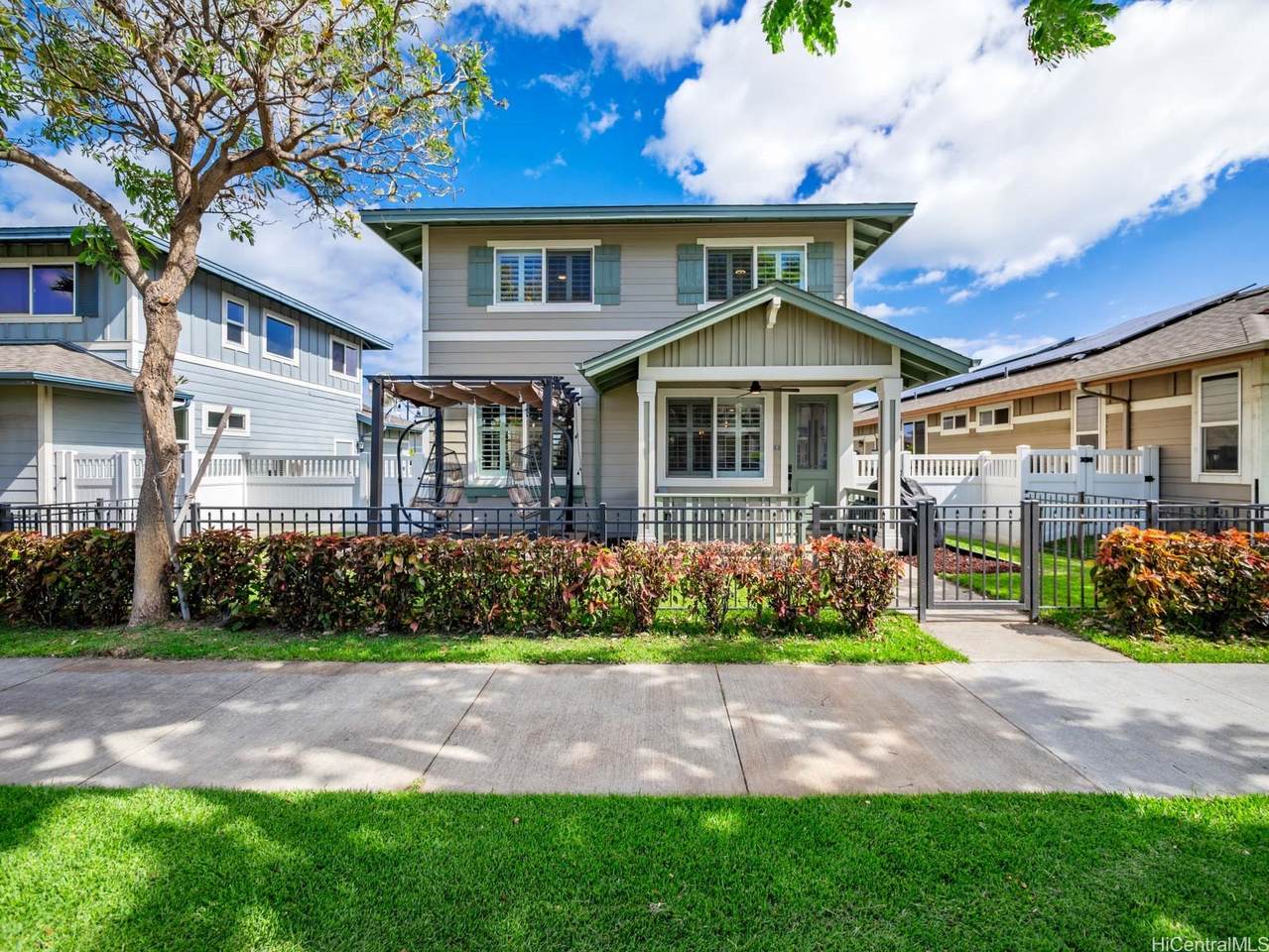 460 Kamaaha Avenue - Photo 1