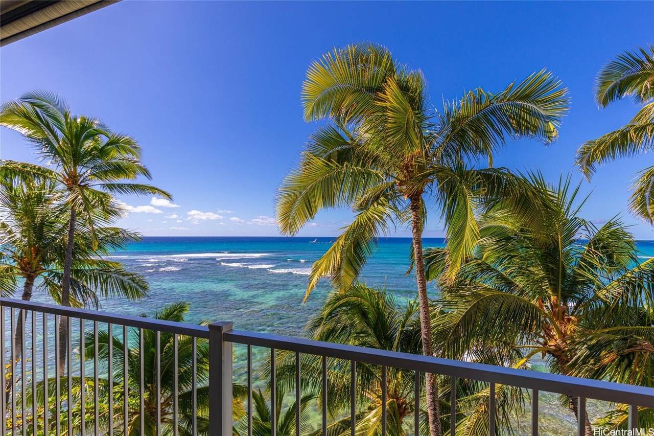 3015 Kalakaua Avenue - Photo 1