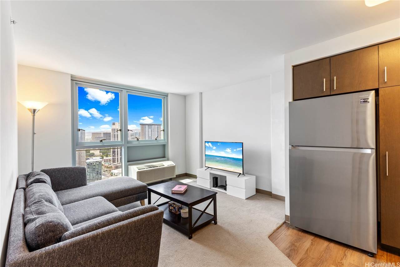 988 Halekauwila Street - Photo 1