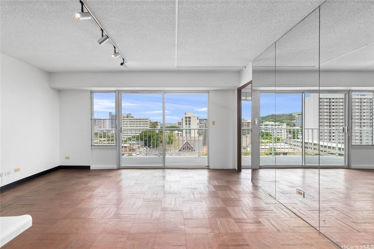 1333 Heulu Street - Photo 1