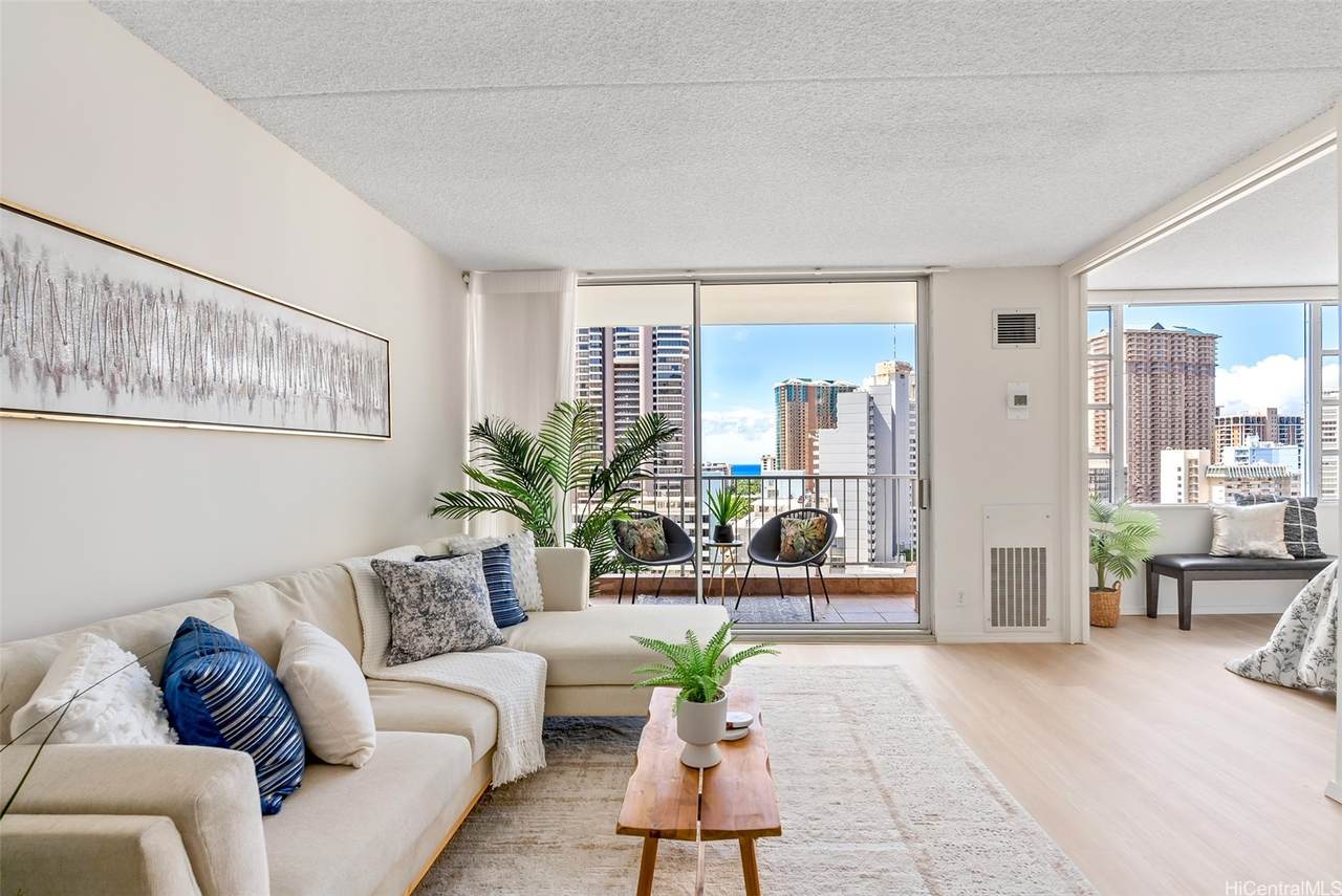 400 Hobron Lane - Photo 1