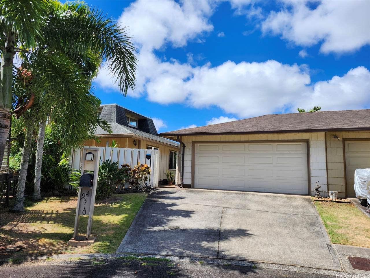 94-310 Kikiula Place - Photo 1