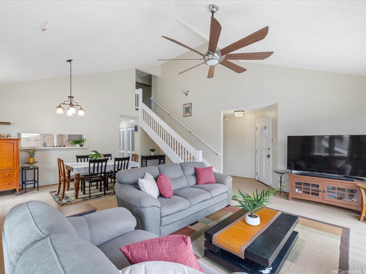 1549 Kanapuu Drive - Photo 1