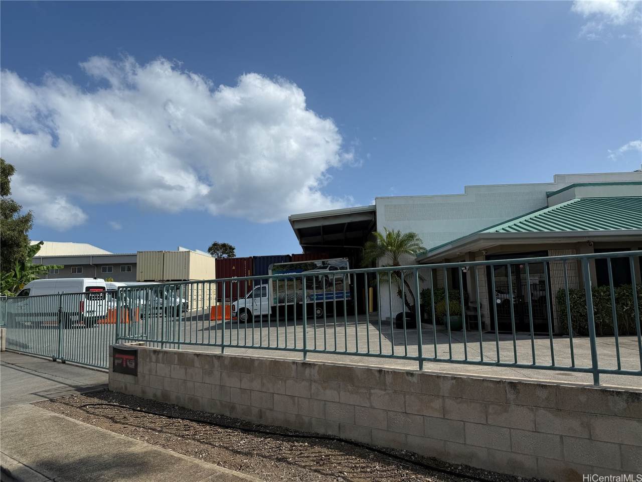 https://bt-photos.global.ssl.fastly.net/honolulu/1280_boomver_1_202514650-2.jpg