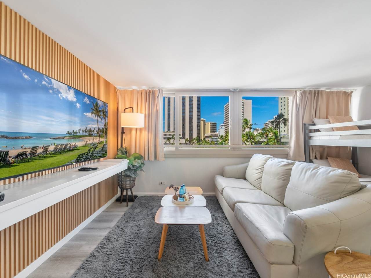 445 Seaside Avenue - Photo 1