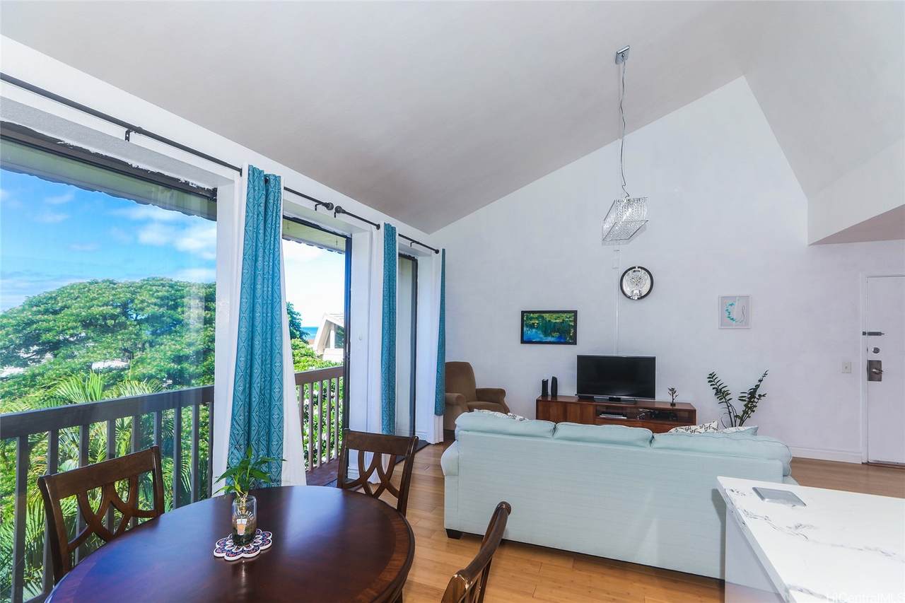 https://bt-photos.global.ssl.fastly.net/honolulu/1280_boomver_1_202515901-2.jpg