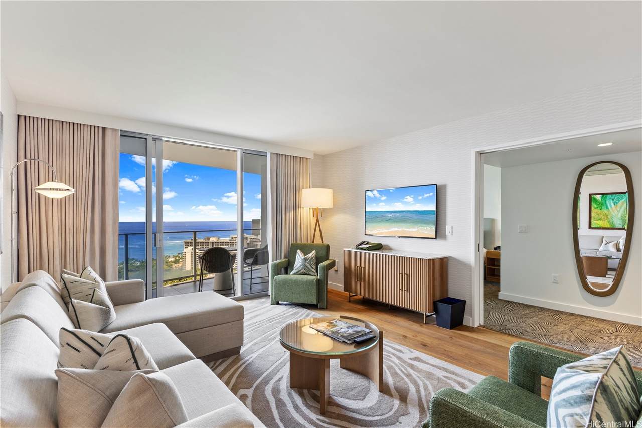 383 Kalaimoku Street - Photo 1