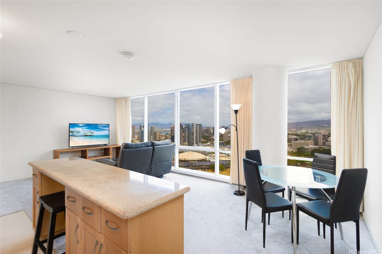 1288 Kapiolani Boulevard - Photo 1