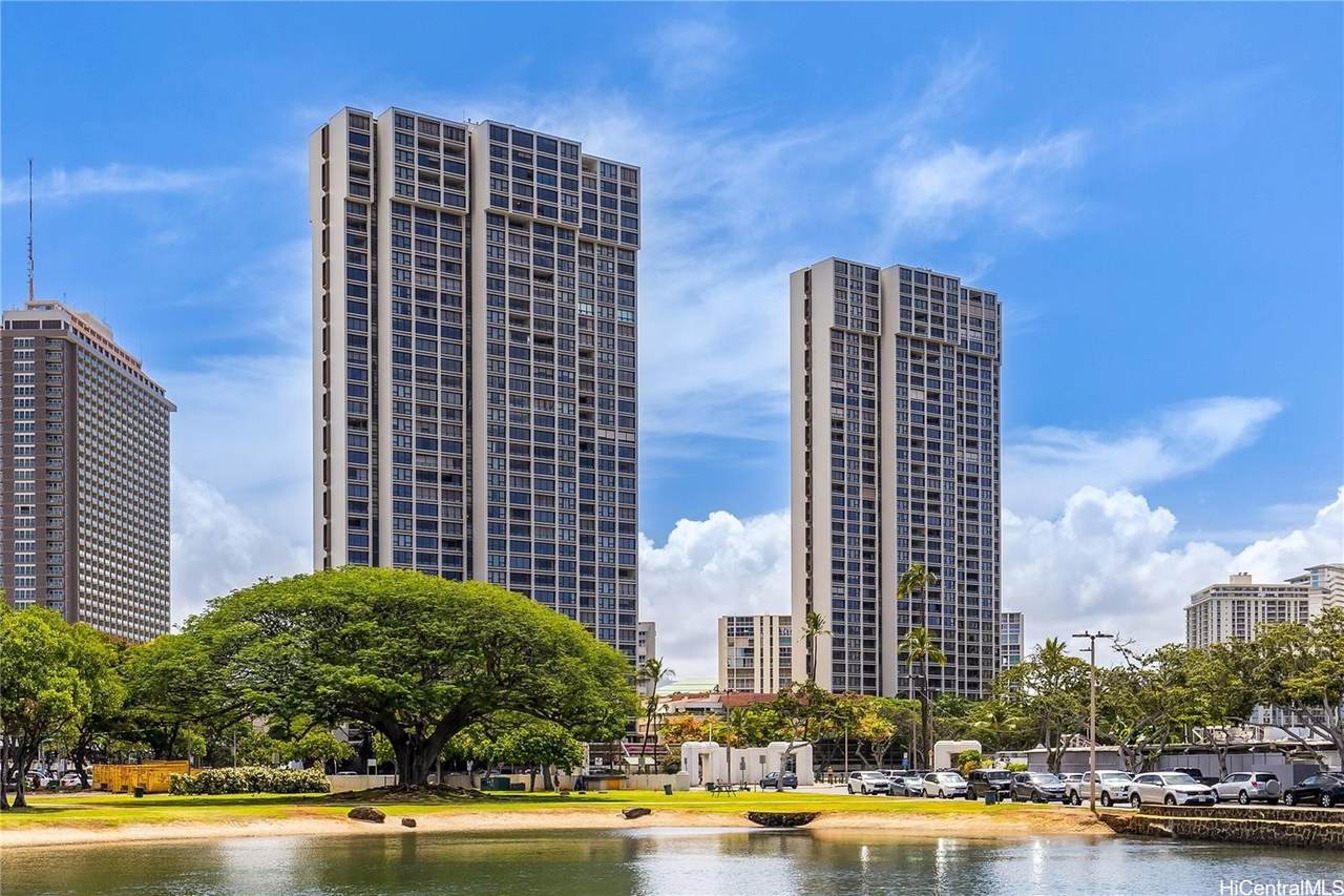 1650 Ala Moana Boulevard - Photo 1