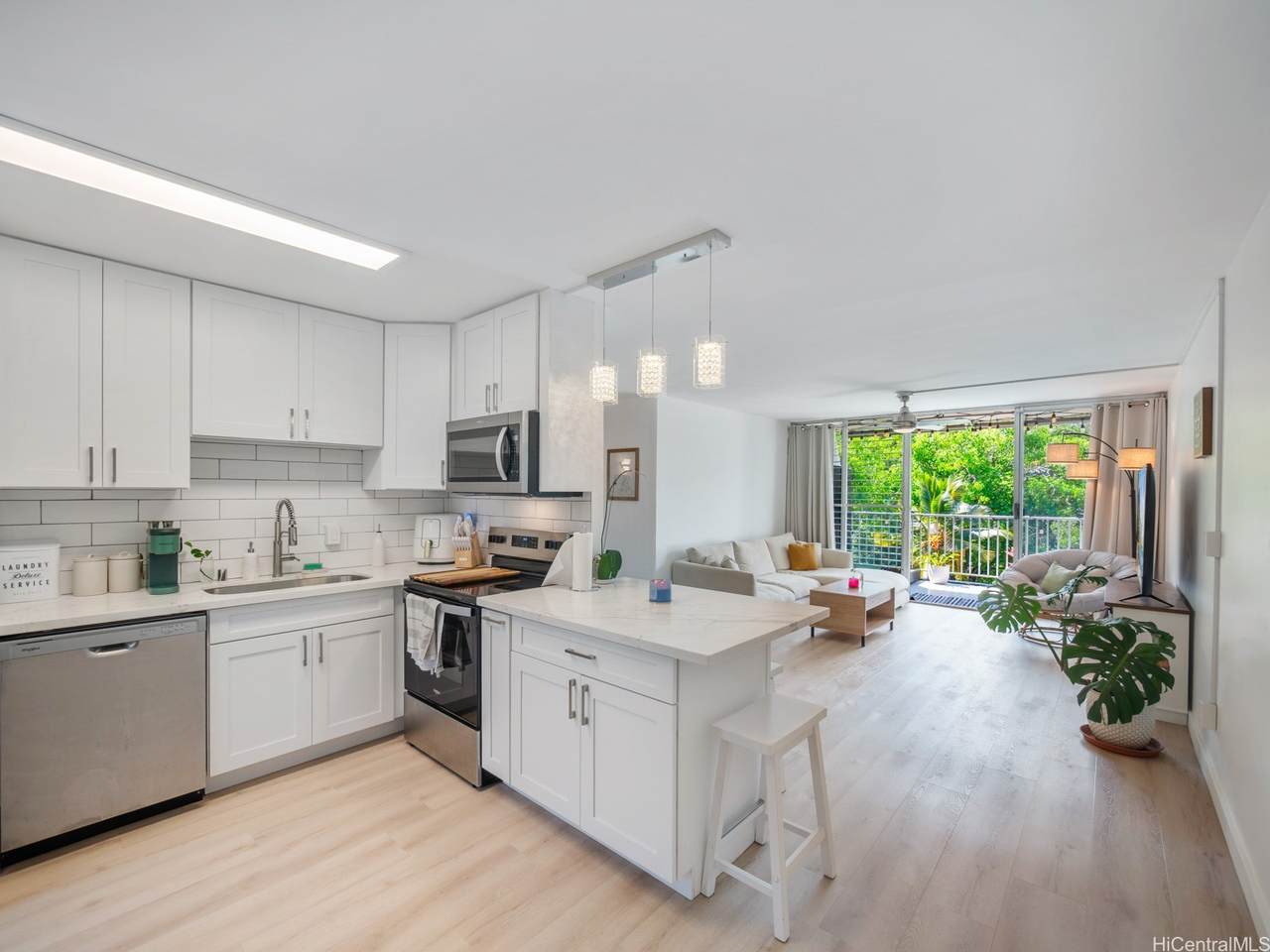 95-2035 Waikalani Place - Photo 1