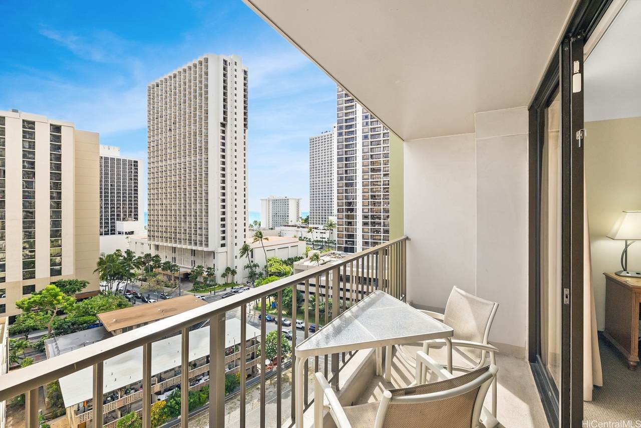 229 Paoakalani Avenue - Photo 1