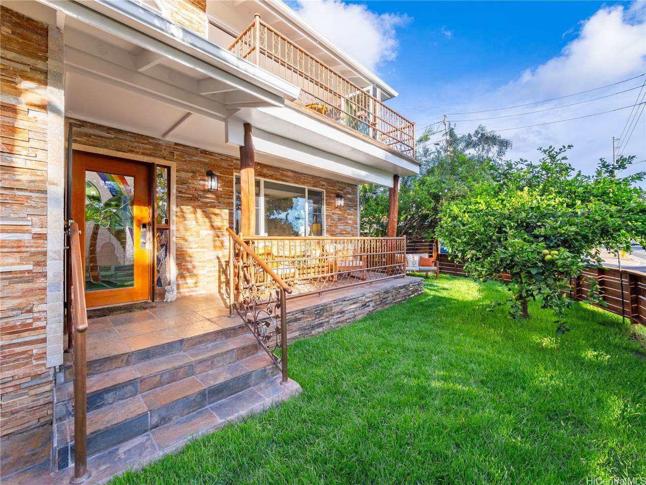 3568 Leahi Avenue - Photo 1
