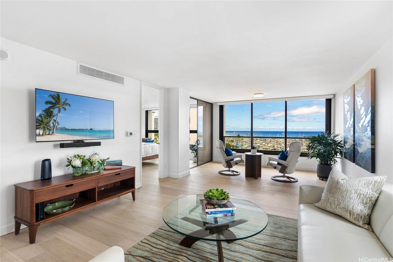 1650 Ala Moana Boulevard - Photo 1