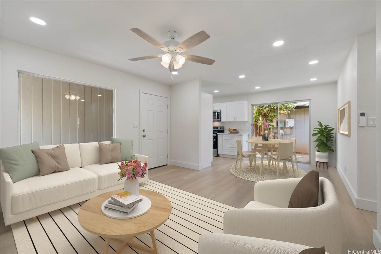 94-645 Maaniani Place - Photo 1