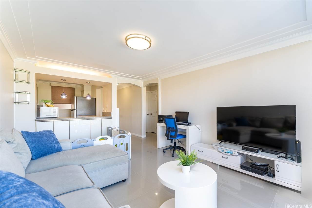 949 Ala Nanala Street - Photo 1