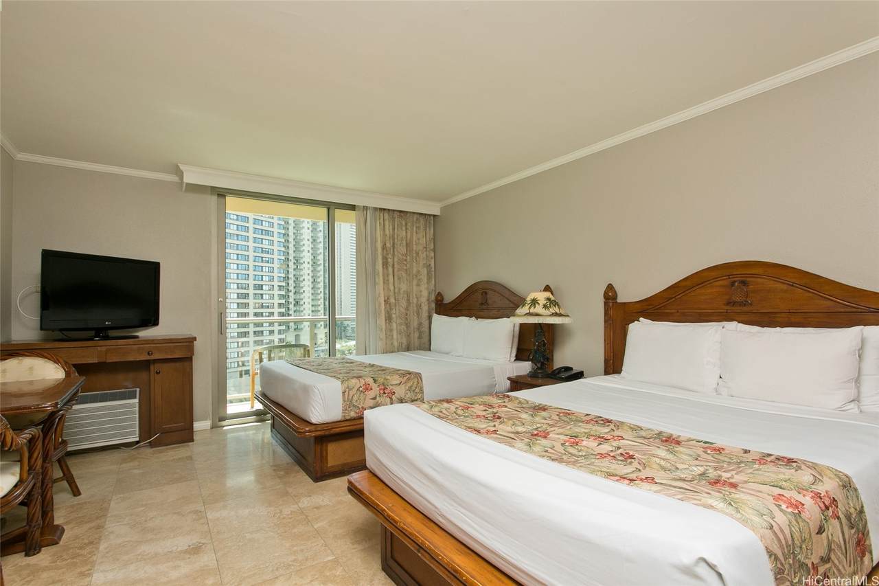 2045 Kalakaua Avenue - Photo 1