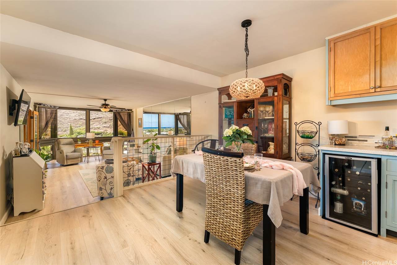 501 Hahaione Street - Photo 1