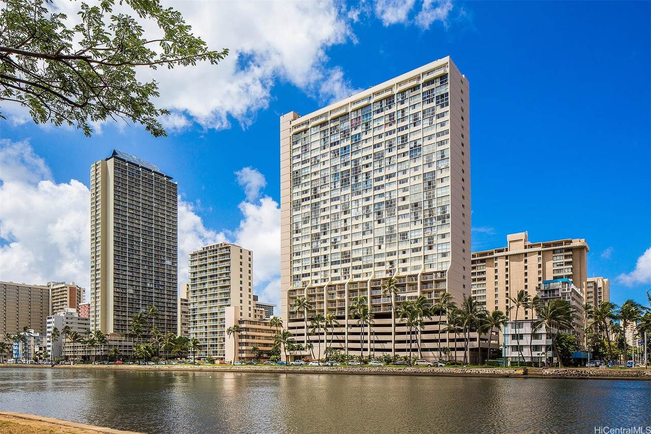 2211 Ala Wai Boulevard - Photo 1