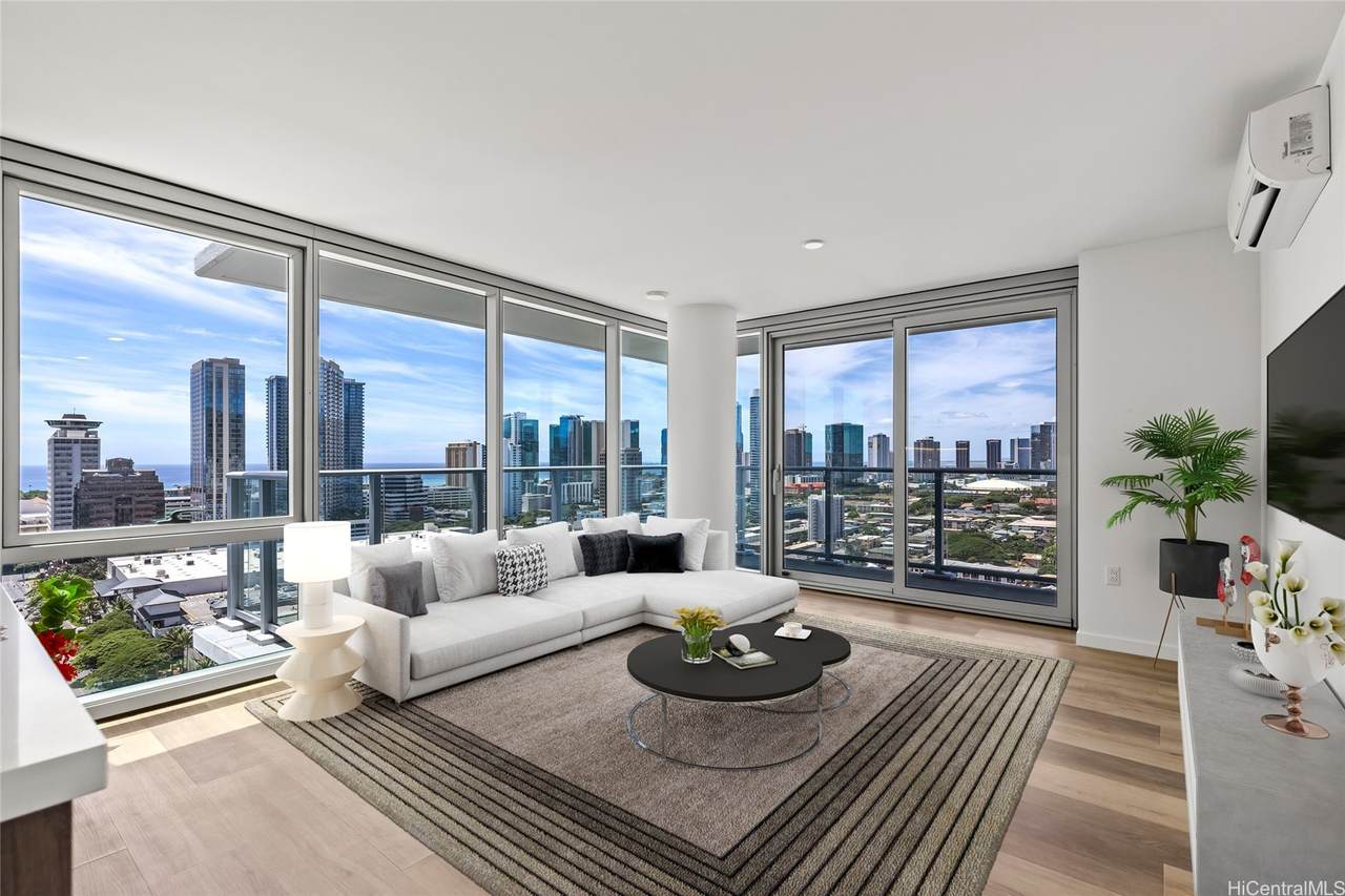 1515 Liona Street - Photo 1